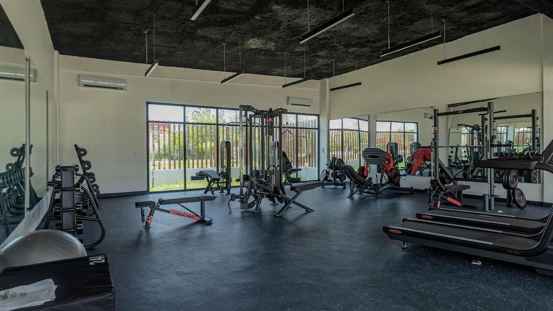 Primer Piso Frente A La Piscina Con Gimnasio Punta Cana