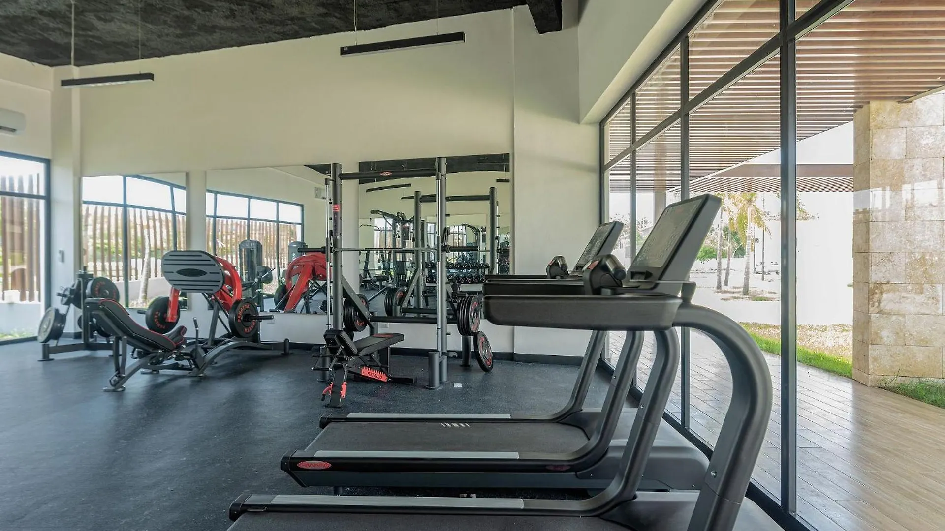 Primer Piso Frente A La Piscina Con Gimnasio Punta Cana 0*,